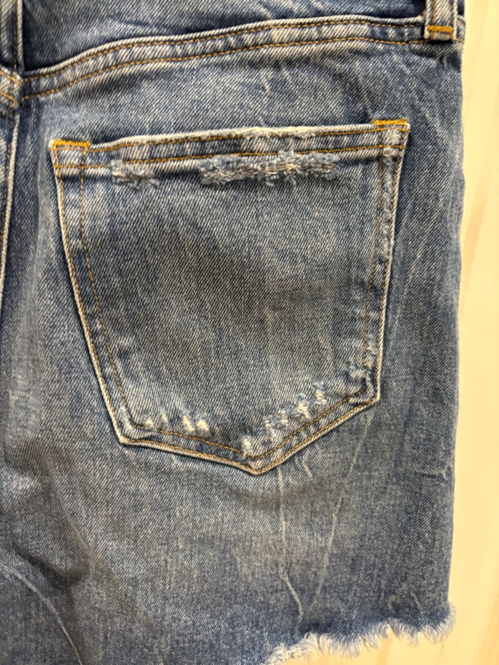 Abercrombie Dad Style Denim Shorts Size 2 Button Up - Picture 2 of 7